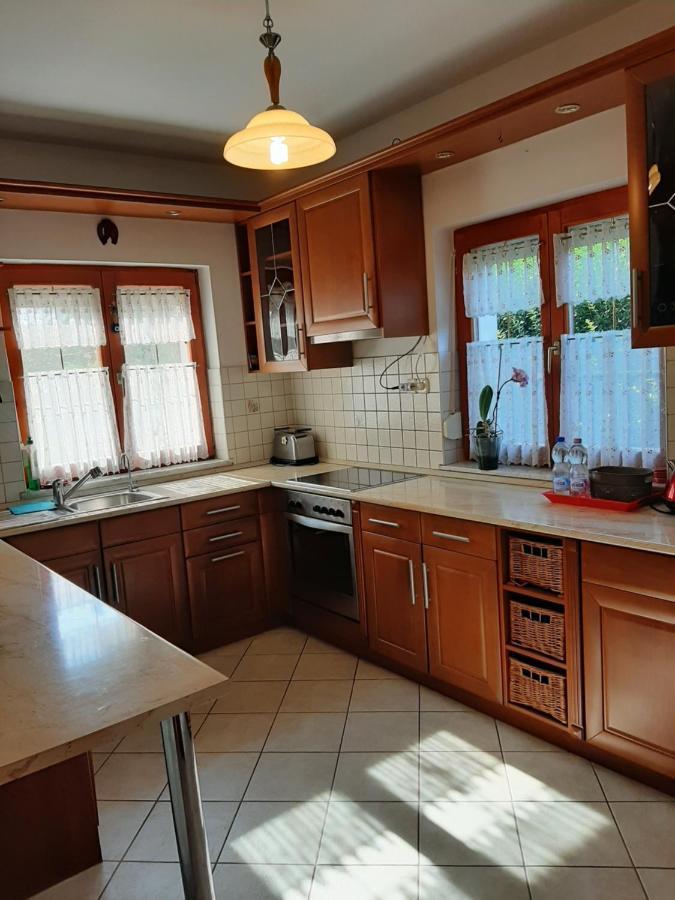 Villa Csilla Elegant House Ерд Екстериор снимка