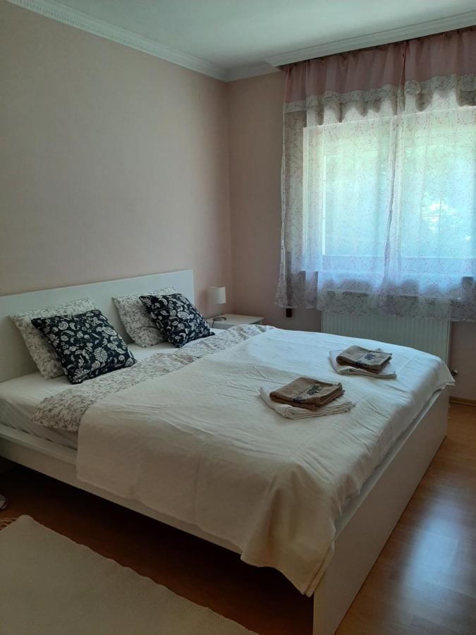 Villa Csilla Elegant House Ерд Екстериор снимка