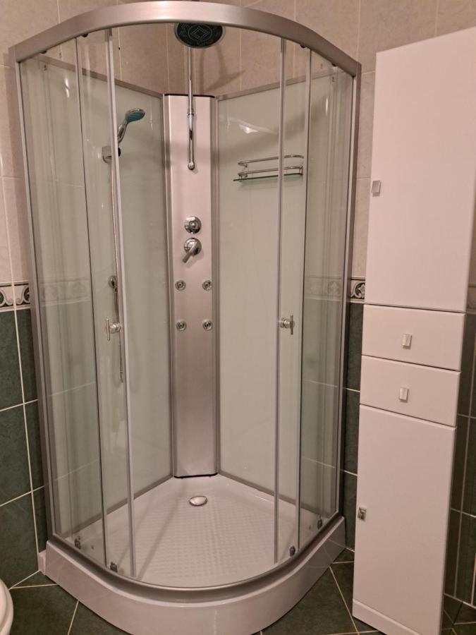 Villa Csilla Elegant House Ерд Екстериор снимка