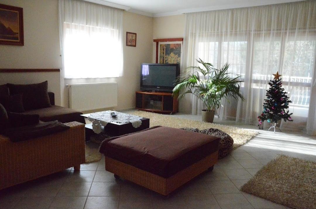 Villa Csilla Elegant House Ерд Екстериор снимка